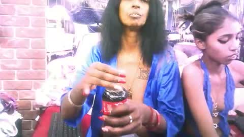 sexyva4u2luv online show from December 20, 10:22 am