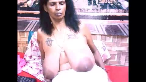 sexyva4u2luv online show from January 9, 6:53 pm