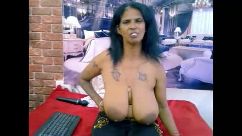 sexyva4u2luv online show from March 17, 9:56 am