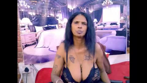 Snapshot of sexyva4u2luv chatting on July 22, 6:38 am sexyva4u2luv online show from July 22, 6:38 am