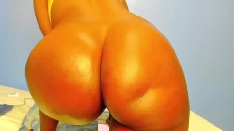 sexyval44 online show from February 11, 5:37 am