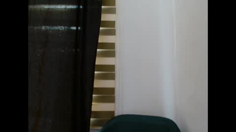 Blue online show from November 13, 9:08 am