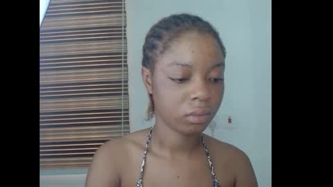 sexyxpeach online show from January 6, 10:19 am