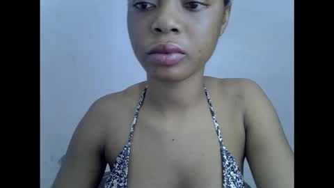 sexyxpeach online show from March 3, 10:37 pm