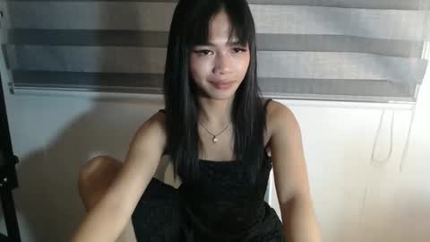 Snapshot of sexyymiya chatting on November 2, 7:38 pm sexyymiya online show from November 2, 7:38 pm