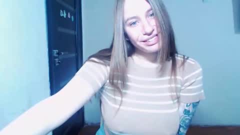 Snapshot of sexyyuliia777 chatting on March 29, 8:36 am Yuliia online show from March 29, 8:36 am