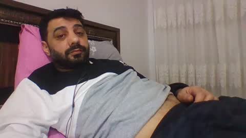 Snapshot of sexyyy_mannn chatting on December 14, 6:41 pm sexyyy_mannn online show from December 14, 6:41 pm