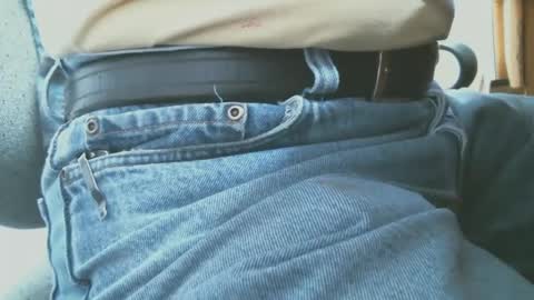 Bruce online show from December 12, 5:04 pm