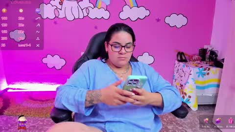 Snapshot of shaaroonhillss1 chatting on February 17, 5:30 pm sharoon online show from February 17, 5:30 pm