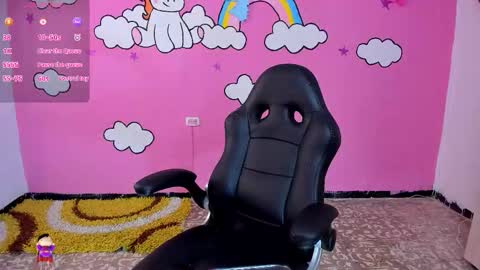 Snapshot of shaaroonhillss1 chatting on March 2, 6:37 pm sharoon online show from March 2, 6:37 pm