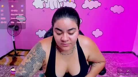 Snapshot of shaaroonhillss1 chatting on March 11, 6:25 pm sharoon online show from March 11, 6:25 pm