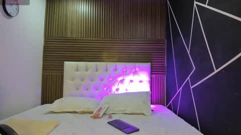 Snapshot of shaden_1 chatting on March 26, 10:37 pm Liz online show from March 26, 10:37 pm