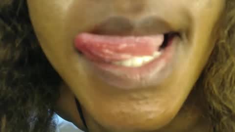 Snapshot of shadow_sweet chatting on March 22, 1:20 am Shadow online show from March 22, 1:20 am