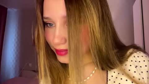 shadowkissss online show from June 14, 10:39 am