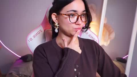 Lily  online show from November 19, 3:12 pm