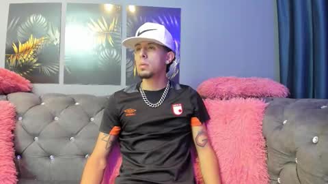 shadowlustt online show from October 12, 1:43 pm