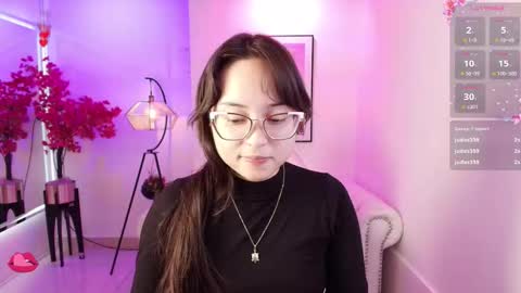 Snapshot of shady_bug chatting on March 25, 8:04 pm Shady online show from March 25, 8:04 pm