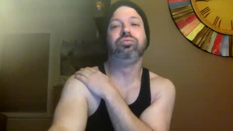Snapshot of shadyyyyyy7 chatting on December 18, 2:32 am Shady online show from December 18, 2:32 am