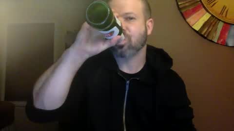 Snapshot of shadyyyyyy7 chatting on December 22, 2:39 am Shady online show from December 22, 2:39 am