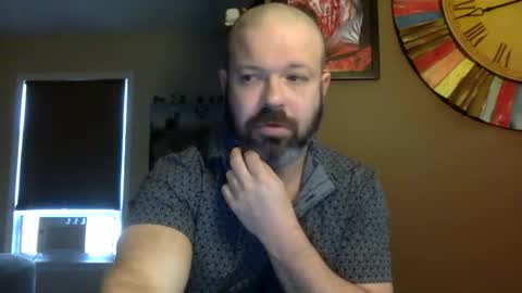 Shady online show from October 18, 4:30 pm