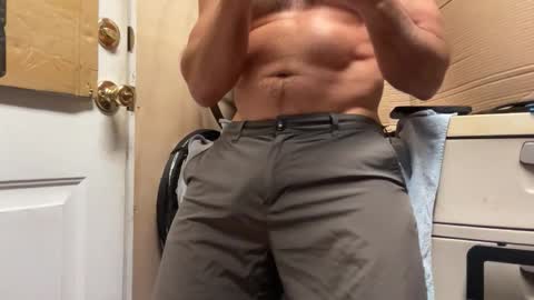 Snapshot of shaffy69 chatting on April 4, 1:04 am shaffy69 online show from April 4, 1:04 am