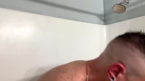 Snapshot of shaftyone4u chatting on January 29, 1:16 am shaftyone4u online show from January 29, 1:16 am