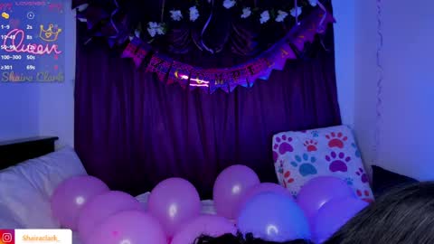 Snapshot of shairaclark_ chatting on May 28, 2:31 am Shaira Clark online show from May 28, 2:31 am
