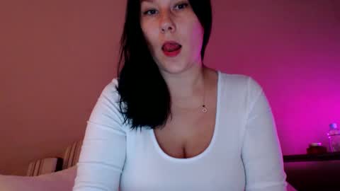 Mila online show from October 5, 6:12 am