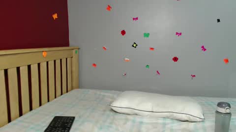 shaky xxx online show from December 13, 9:24 am