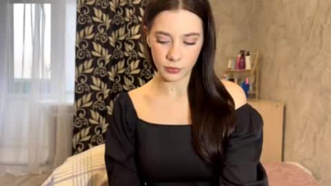 Lara online show from December 17, 7:25 am