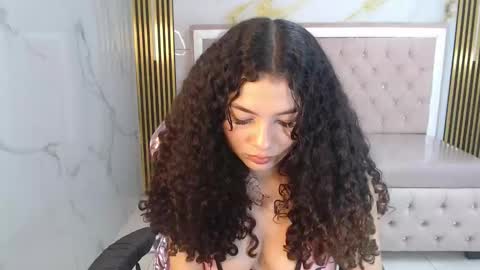 Shalon  online show from December 7, 4:14 pm