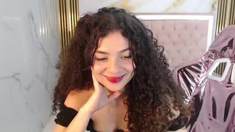 Shalon  online show from December 21, 4:25 pm