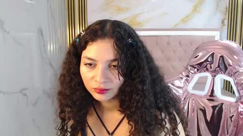Shalon  online show from December 28, 4:20 pm