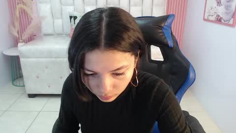 Shalon  online show from September 20, 1:23 pm