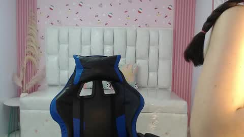 Shalon  online show from September 22, 1:13 pm