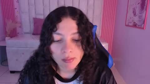 Shalon  online show from February 17, 1:51 pm