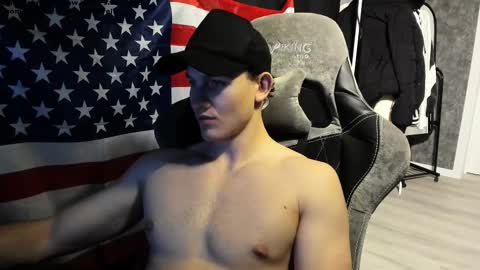 shameless di online show from January 6, 9:39 pm