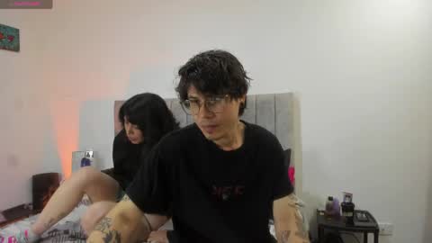 Snapshot of shamelesss_ chatting on April 5, 10:40 pm shamelesss_ online show from April 5, 10:40 pm