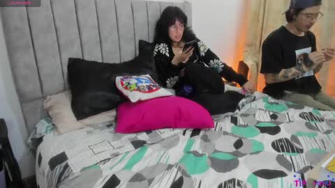 Snapshot of shamelesss_ chatting on May 24, 2:38 am shamelesss_ online show from May 24, 2:38 am