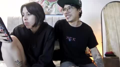 Snapshot of shamelesss_ chatting on July 16, 2:06 am shamelesss_ online show from July 16, 2:06 am