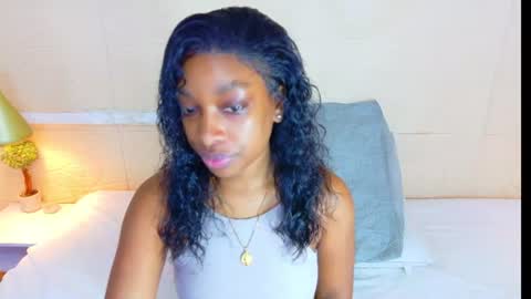 Snapshot of shamira_moore chatting on June 14, 1:57 pm Catalina online show from June 14, 1:57 pm