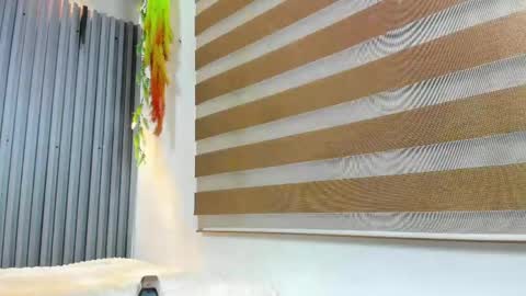 shammy_rosse online show from May 27, 5:04 am