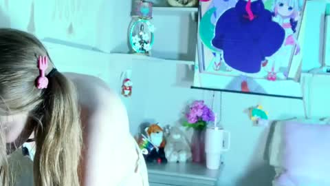 shampooprincess001 online show from July 3, 11:44 pm