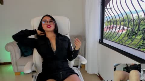 onlyfans shanabellucy online show from December 5, 10:12 pm