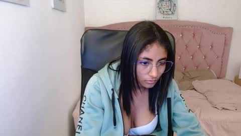 shanelle online show from March 4, 9:07 am