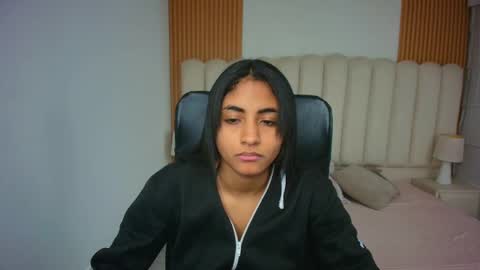 shanelle online show from March 2, 3:09 am