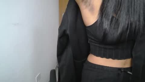 shanelle online show from June 1, 12:07 pm