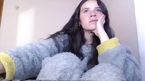 Snapshot of shanel_lozano chatting on May 21, 8:49 pm shanel_lozano online show from May 21, 8:49 pm