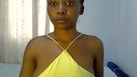 Snapshot of shanell_kiss chatting on June 6, 11:15 am shanell kiss online show from June 6, 11:15 am
