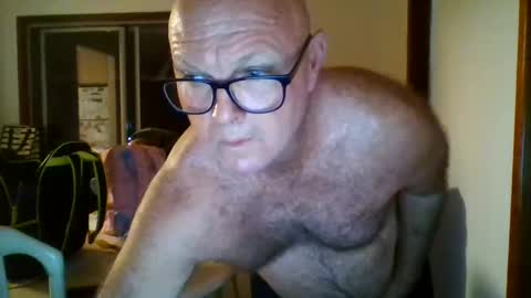 Snapshot of shaneo781570 chatting on March 25, 6:47 pm shaneo781570 online show from March 25, 6:47 pm